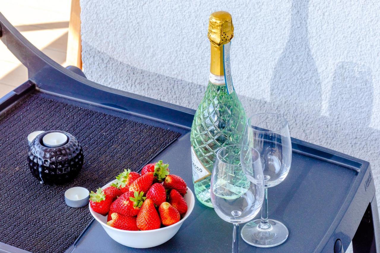 Apartament Linia Komfortu Gardenia Dziwnow Z Widokiem Na Morze Epapartamenty Exteriér fotografie