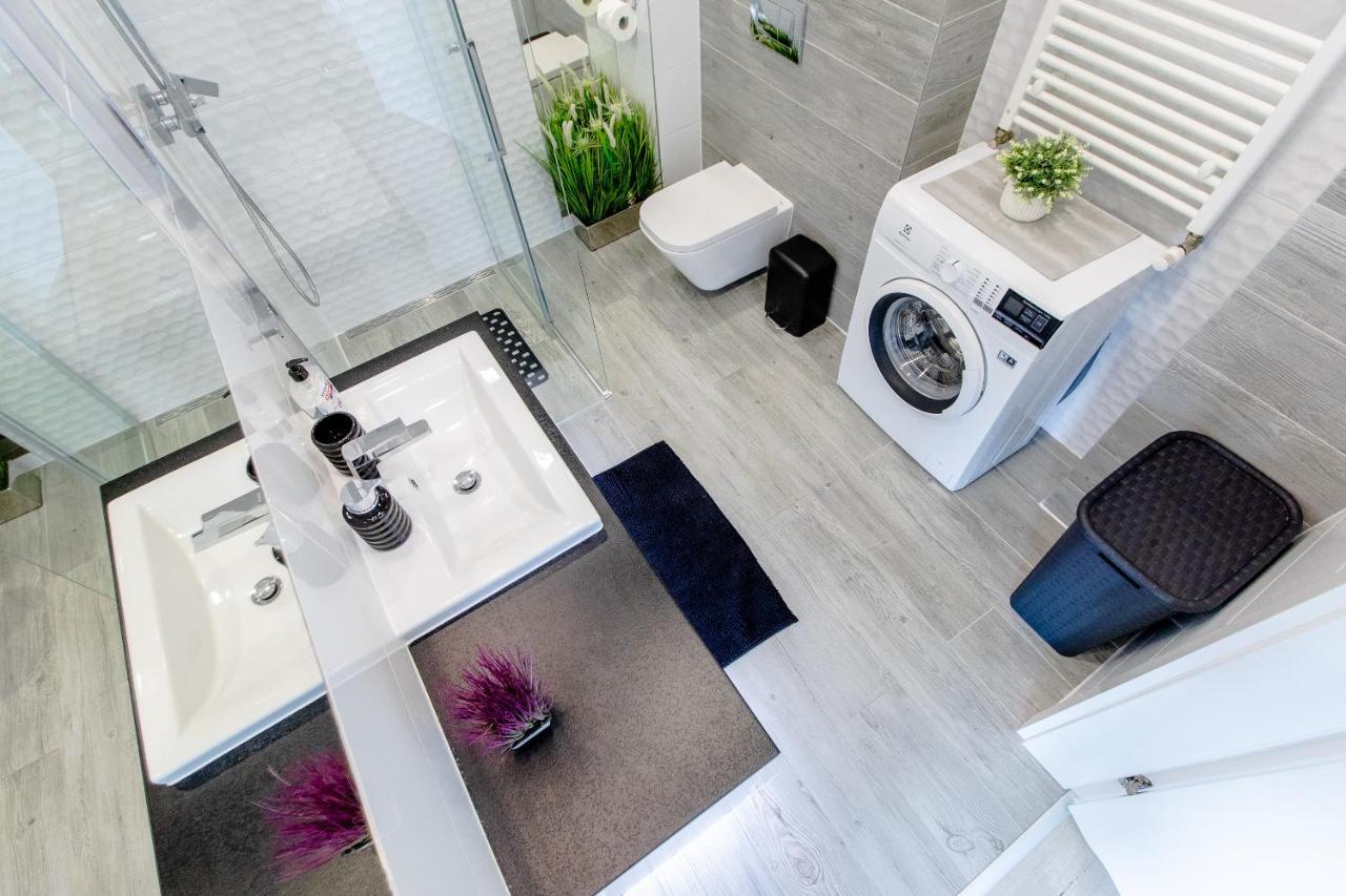 Apartament Linia Komfortu Gardenia Dziwnow Z Widokiem Na Morze Epapartamenty Exteriér fotografie